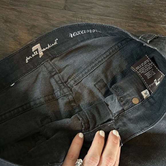 7 For All Mankind Roxanne Slim Fit Black Jeans | Rhinestone Pockets | Size 26 - Picture 2 of 4